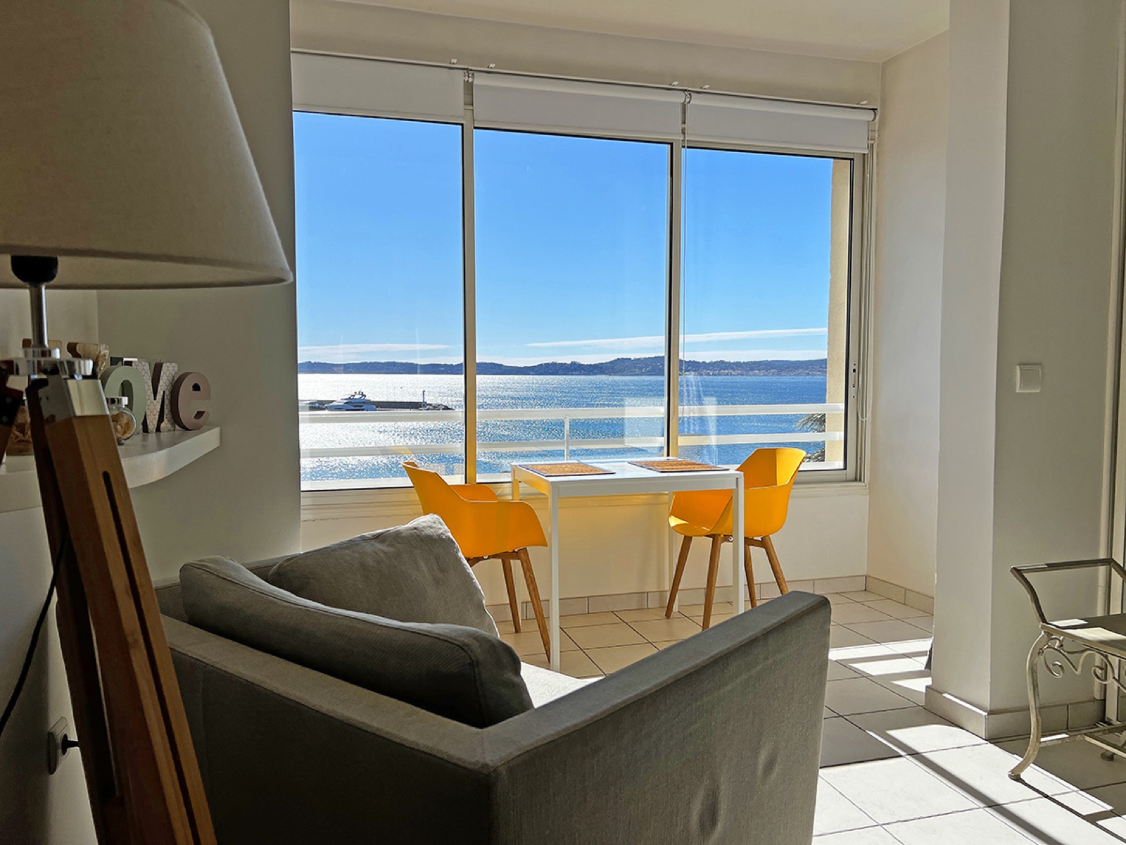 Sillón relax frente al mar, apartamento en Sainte-Maxime