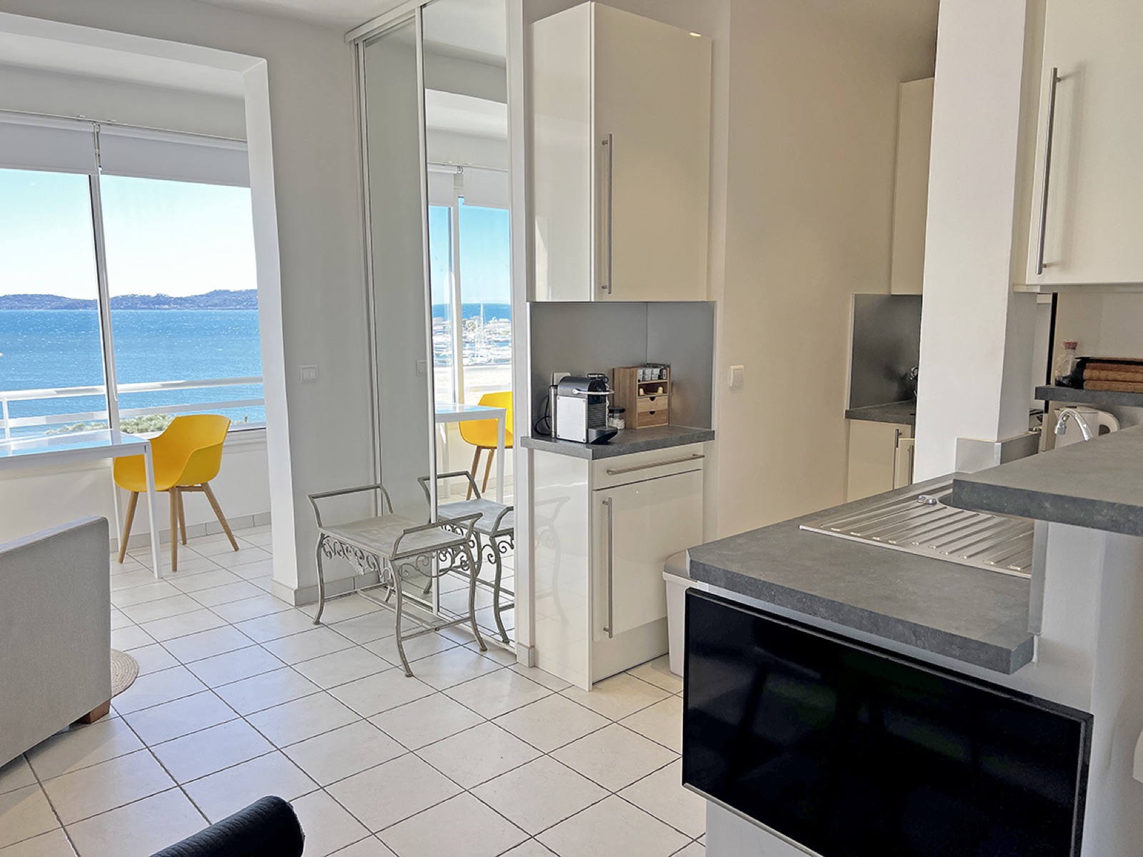 Cocina equipada con vista al mar, Sainte-Maxime